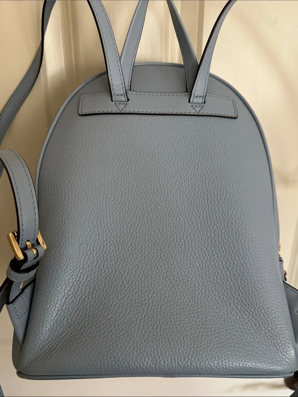 Michael Kors Women’s Light Blue Pebbled Leather Backpack EUC